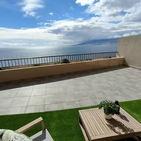 Ocean View With Terrace Apartamento Radazul