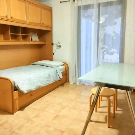 Ocean View With Terrace Apartmán *